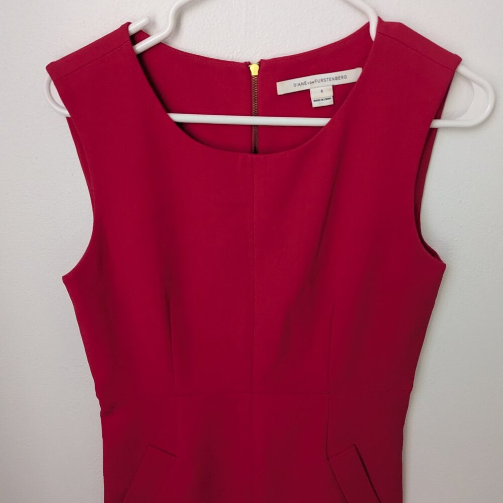 Diane Von Furstenberg Red Sleeveless Dress, 6 - Picture 3 of 6